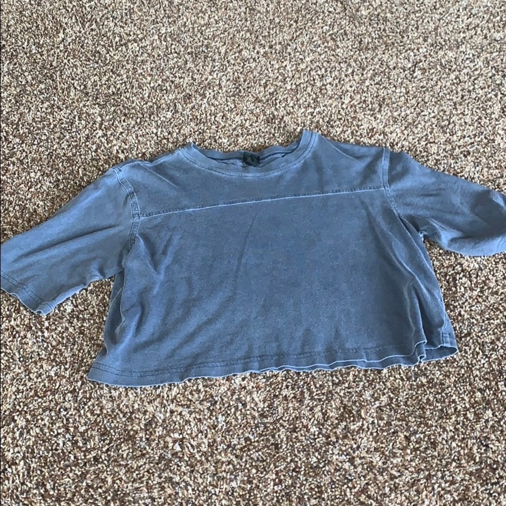 Short sleeve crop top